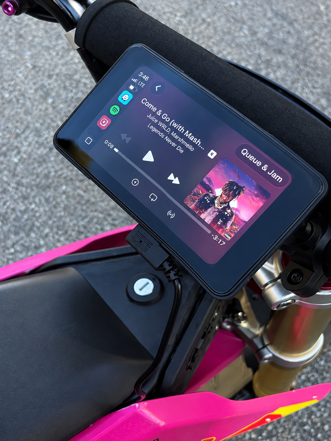Apple car play (all bikes)